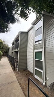 Apartment Downspout